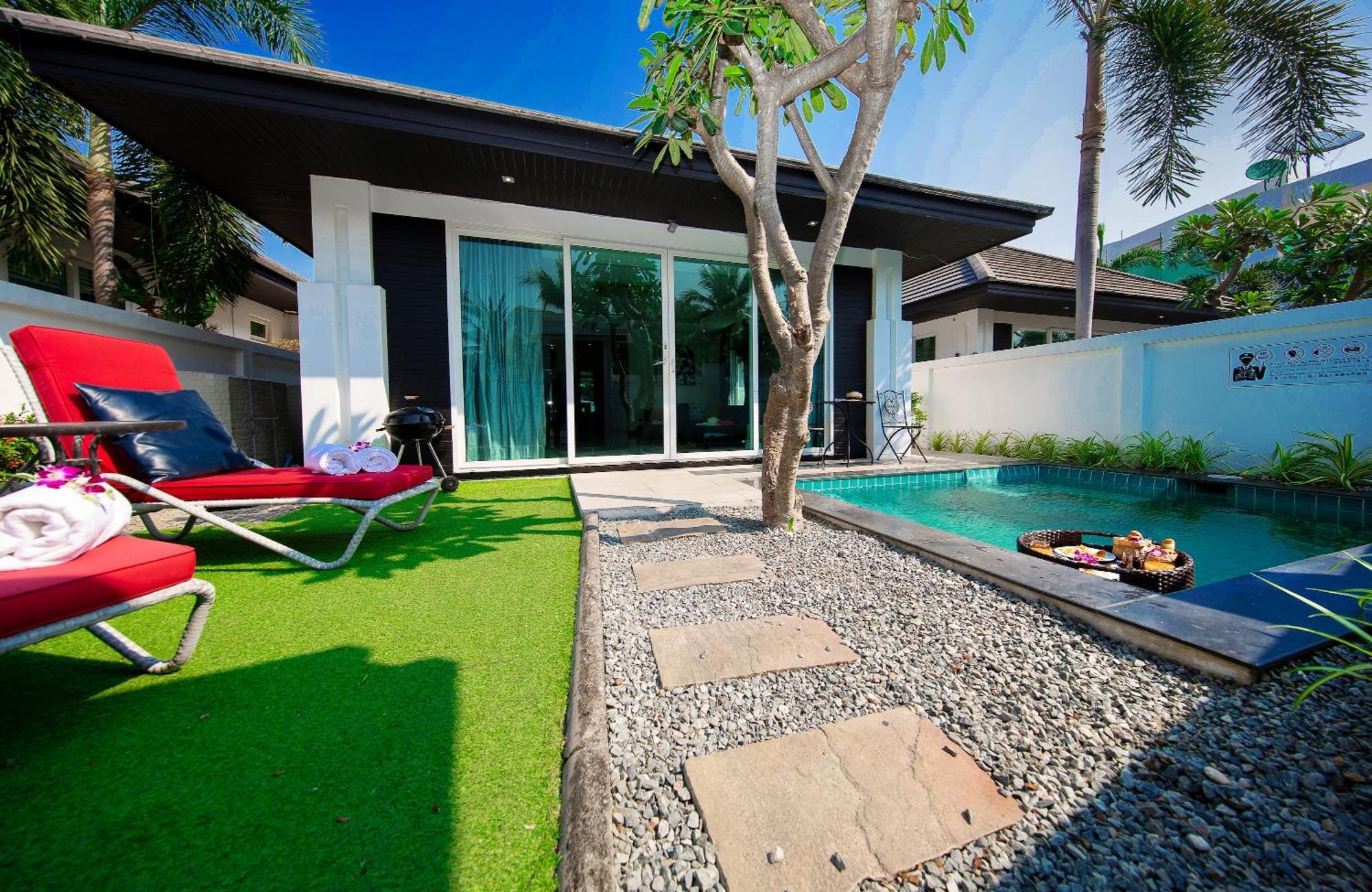 Colibri Pool Villa Pattaya Jomtien Beach Room photo